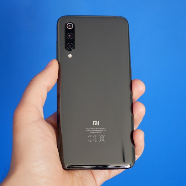 Обзор смартфона Xiaomi Mi 9: детали имеют значение